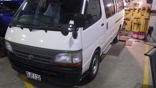 TOYOTA HIACE VAN 1989-2004